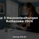 Ein Immobilienverwalter prüft im Büro sorgfältig die Unterlagen zu den Mietobjekten.